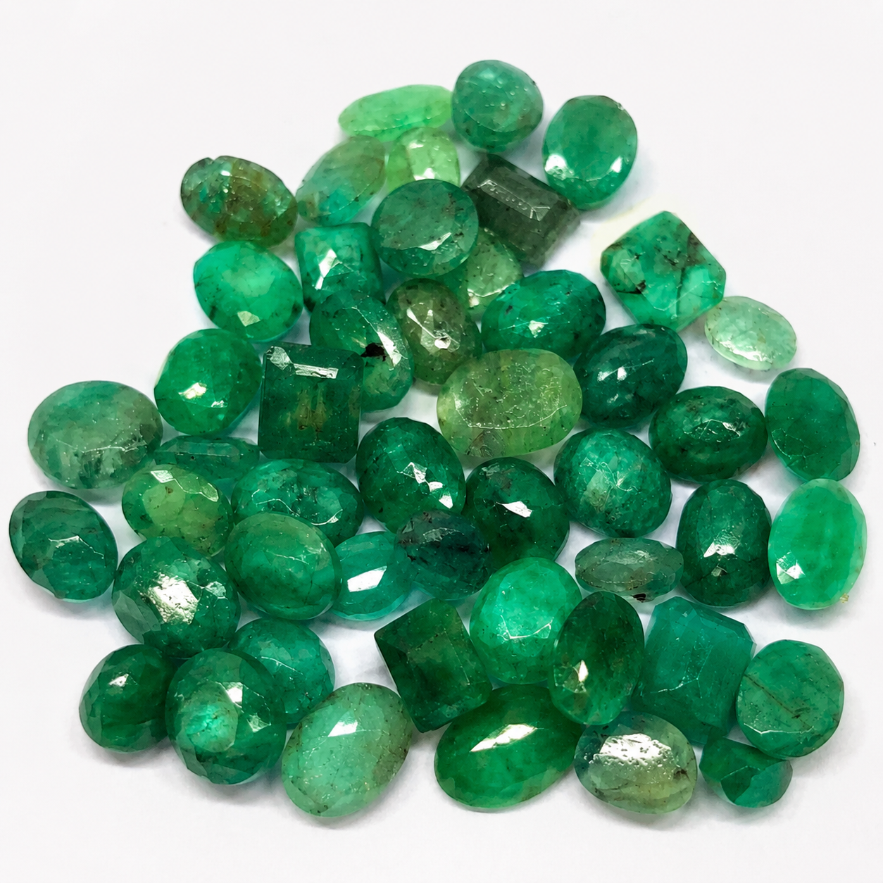 6 Carat Zambian Panna (Emerald) Gemstone – Mercury (Budh) Stone for Intelligence, Business Growth & Communication (Natural & Certified) Kaliva